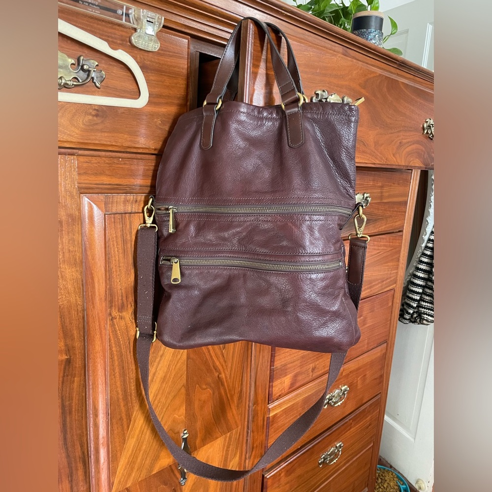 Fossil Women’s Leather purse
